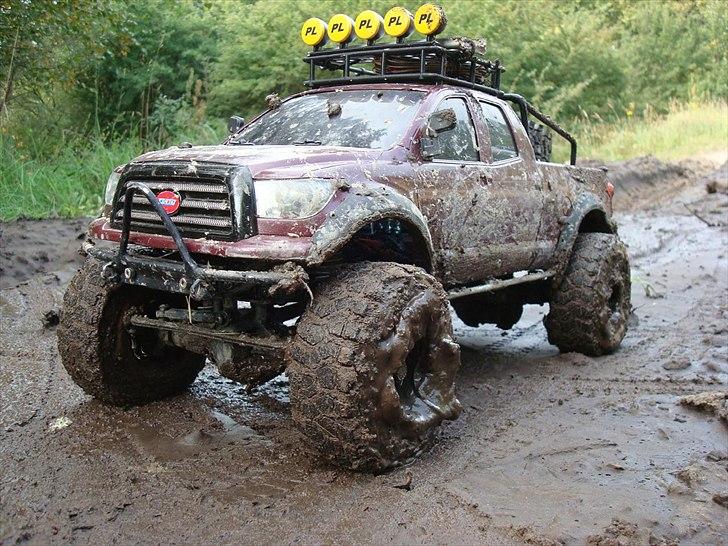 Off-Roader Axial SCX10 Tundra billede 9