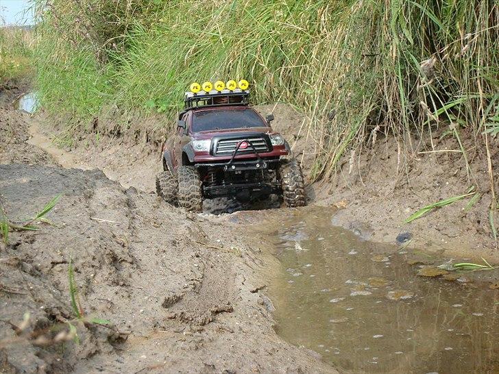 Off-Roader Axial SCX10 Tundra billede 10