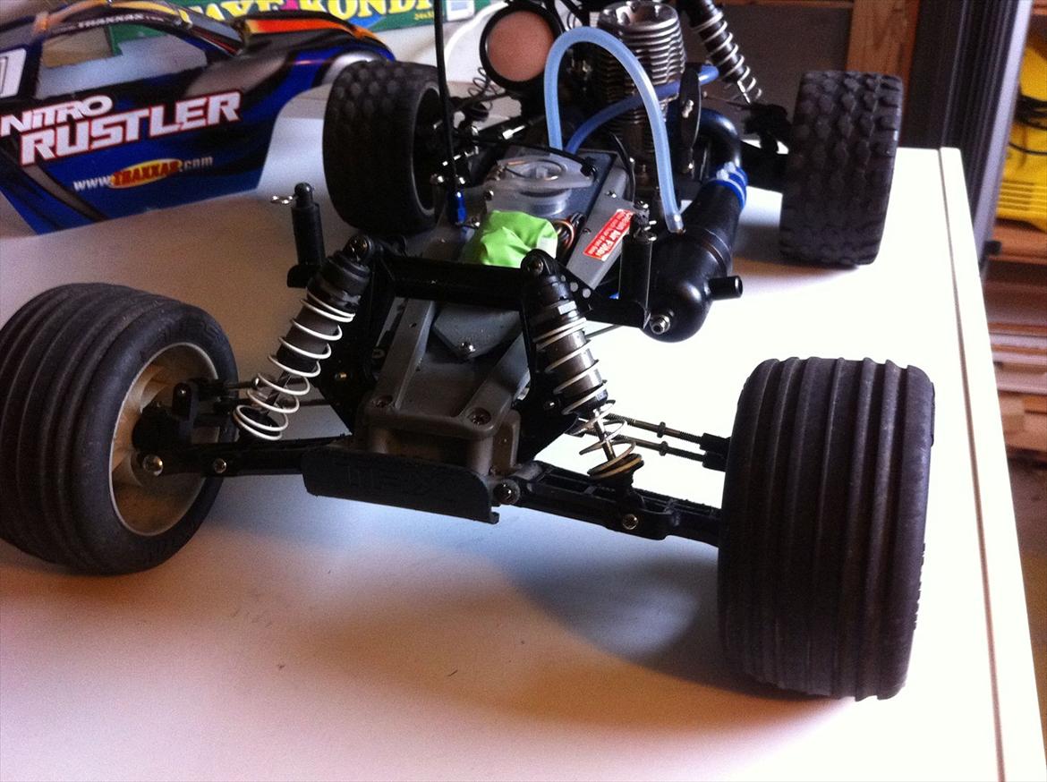 Off-Roader Traxxas Nitro Rustler billede 4