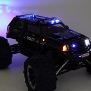 Off-Roader Traxxas Summit VXL 1/16 - Politi