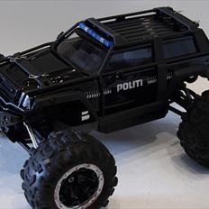 Off-Roader Traxxas Summit VXL 1/16 - Politi