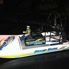 Båd                Swamp Dawg