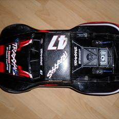 Off-Roader Slash 4x4 VXL "Brumbassen"