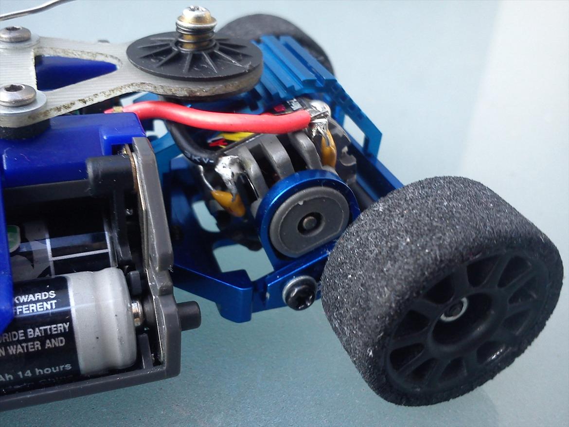 Bil Kyosho Mini-Z MR-02 billede 12