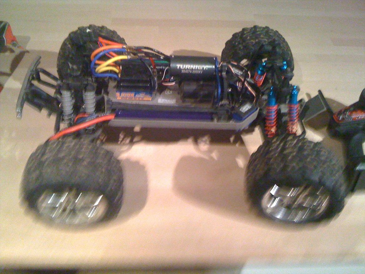 Off-Roader E-maxx Brushless billede 9