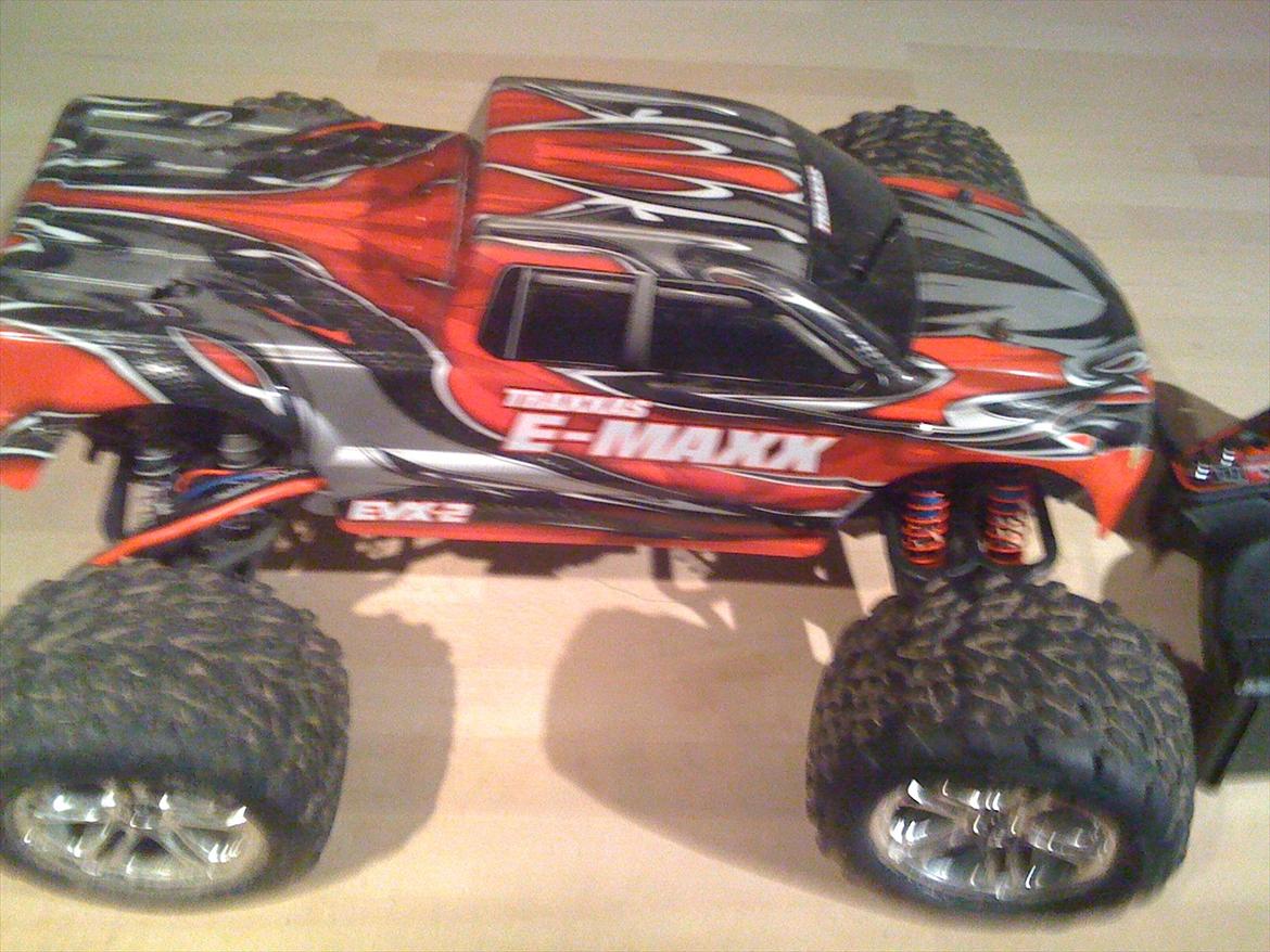 Off-Roader E-maxx Brushless billede 10