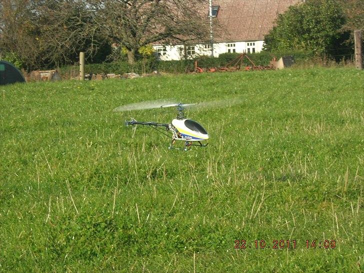 Helikopter T-rex 450SE v2 billede 2