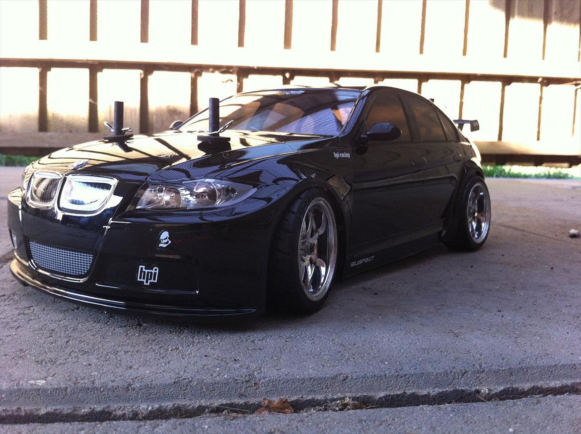 Bil  BMW E90  billede 1