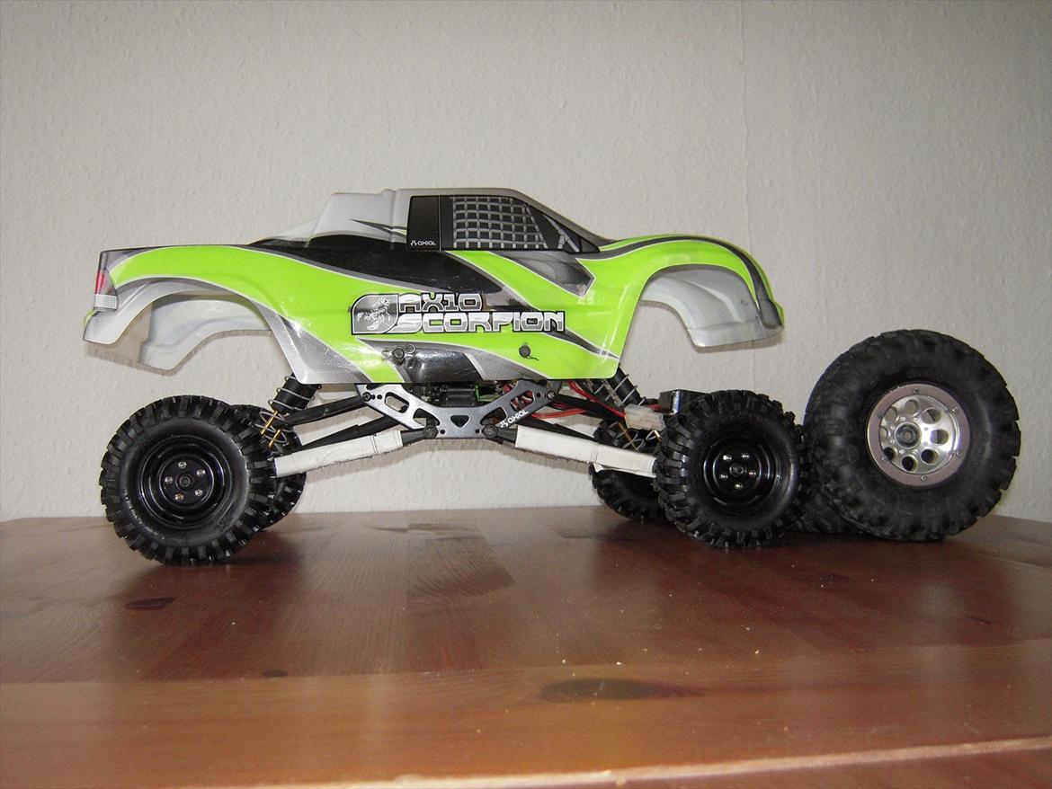 Off-Roader axial ax10 - med 1.9´ hjul på billede 5