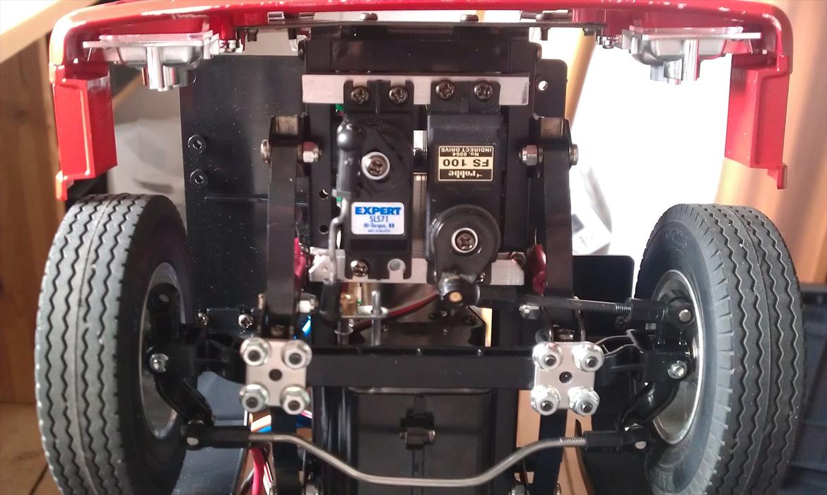 Lastbiler Volvo FH12 / Solgt - Servo til gear og styretøjet flyttet her til. billede 10