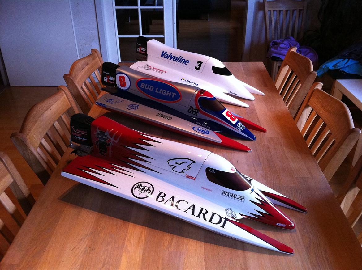 Båd F1 CARBON billede 1