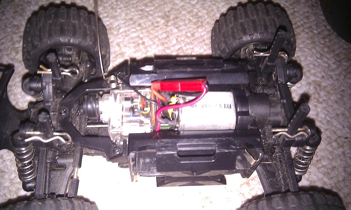 Off-Roader HBX Mini Baja Truck - Lille motor, som sprutter derud ad =D billede 4