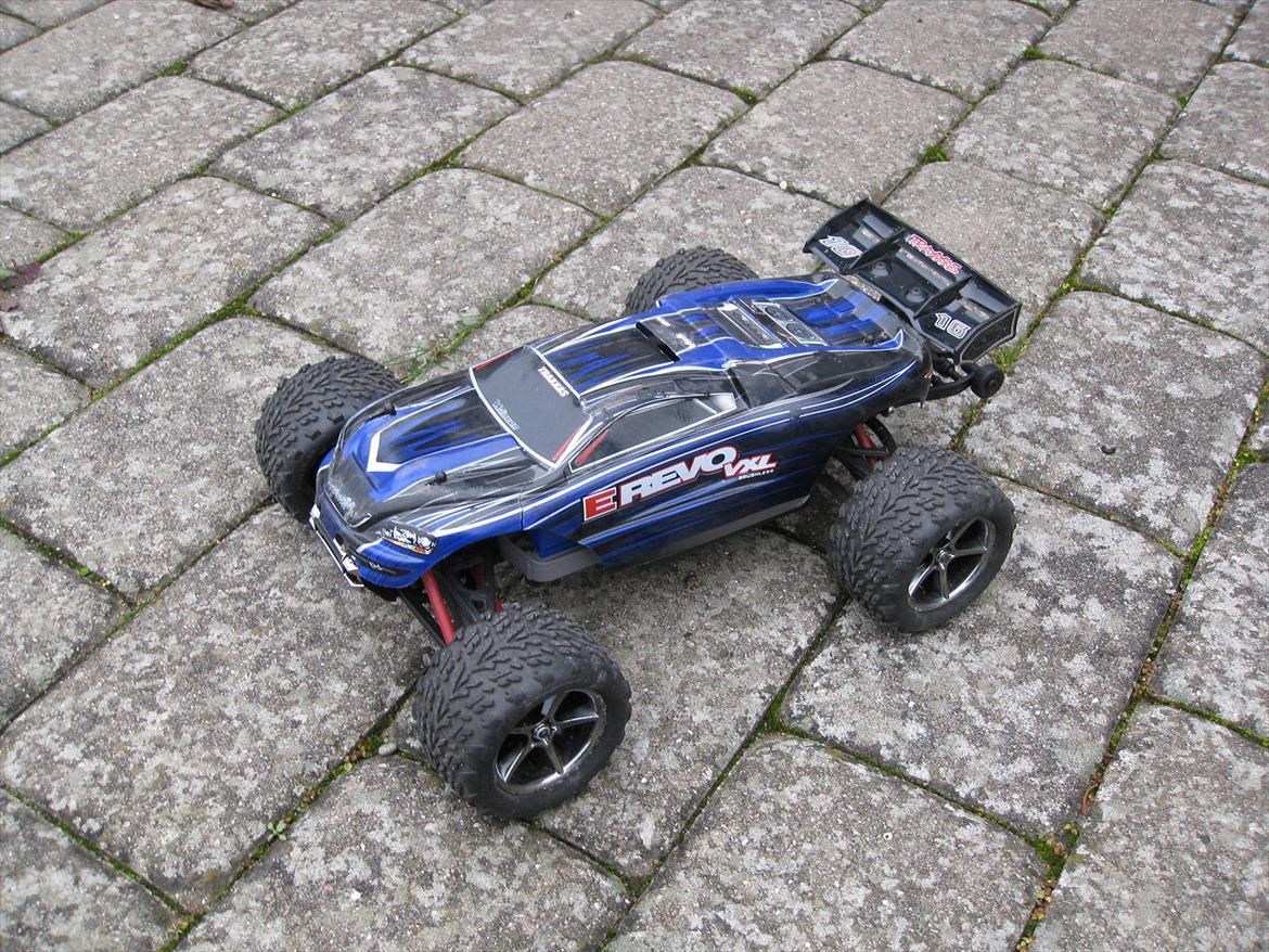 Truck Traxxas E-revo VXL billede 1