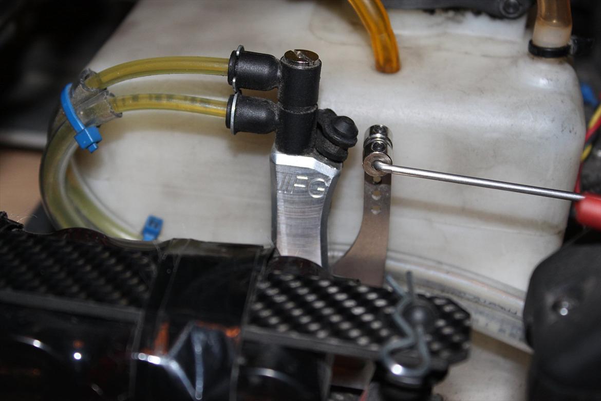 Bil FG  sportsline 08 BMW 320 - Hoved bremse cylinder til forbremserne billede 11