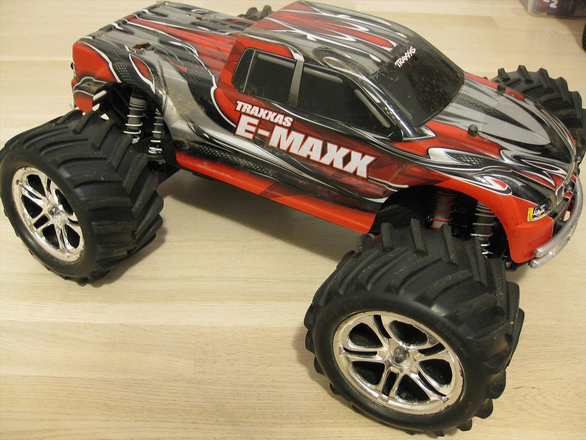 Truck Traxxas E-maxx aka "Snow-Maxx" billede 1