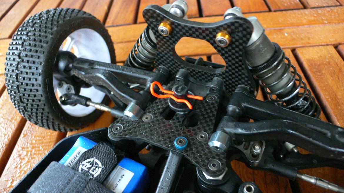 Buggy Mugen MBX6 Brushless Tekno V4 - carbon tower og styreplade  billede 7