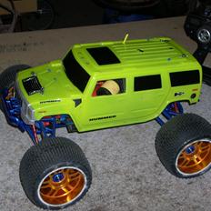 Off-Roader Traxxas Revo 2,5