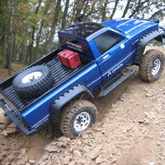 Bil Axial SCX-10 Hilux