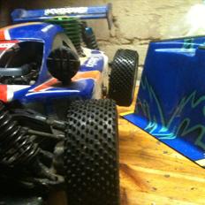 Buggy kyosho mini inferno 09