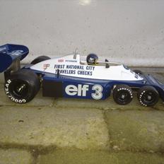 Bil Tamiya 49154 Tyrrell P34 6-wheeler.
