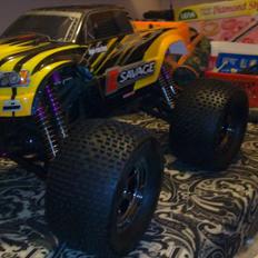 Off-Roader hpi e-savage dual action