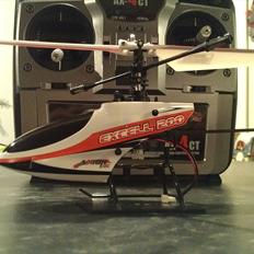 Helikopter Axion Excell 200