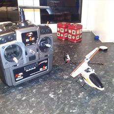 Helikopter Axion Excell 200