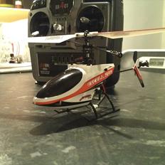 Helikopter Axion Excell 200
