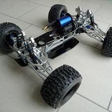 Truck Custom E-Maxx #2 - FLM/UE [OMBYGGET]