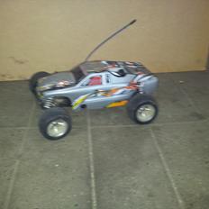 Off-Roader Traxxas Nitro sport