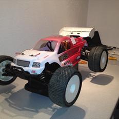 Off-Roader Hong Nor X1-CRT