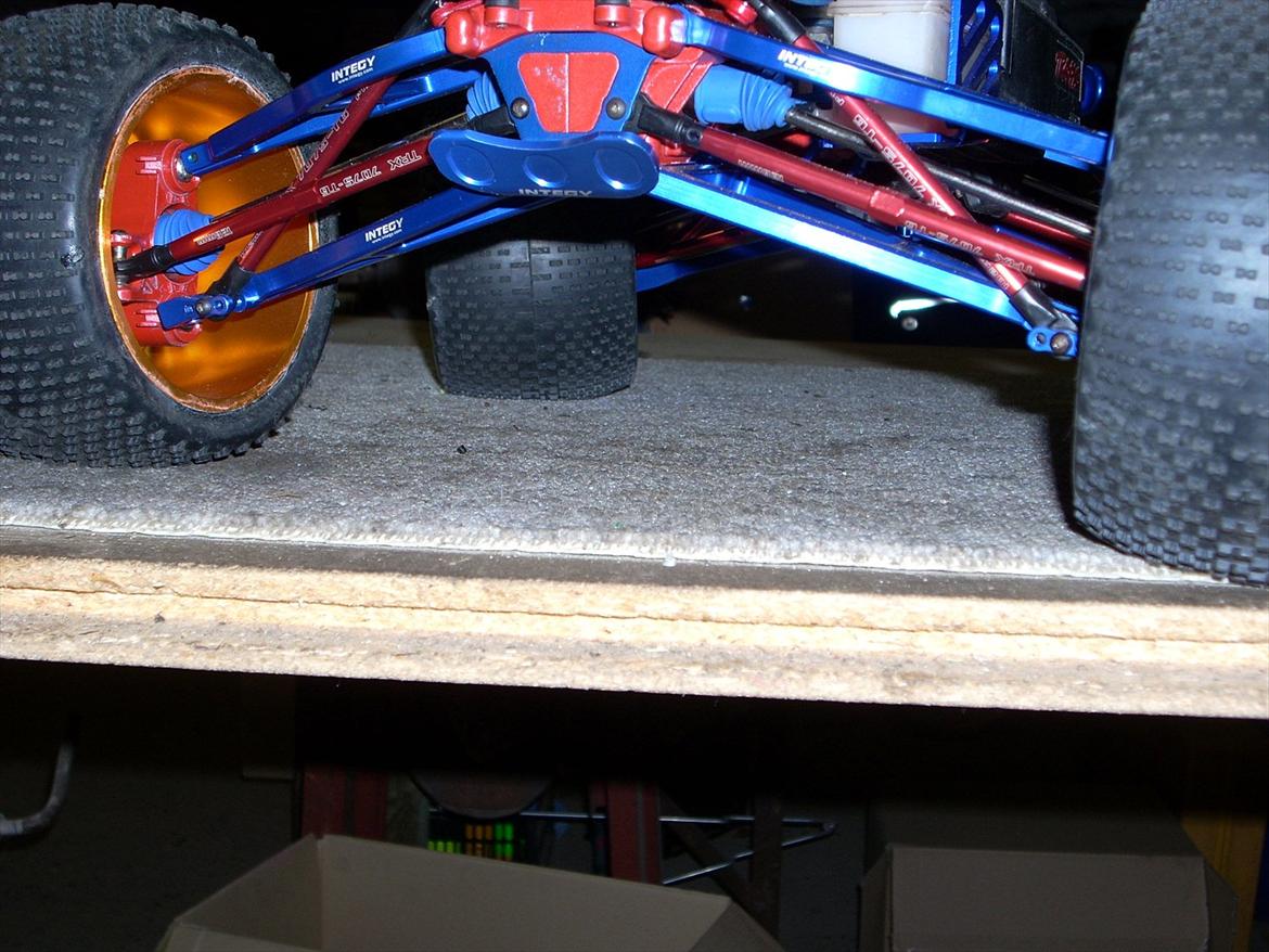 Off-Roader Traxxas Revo 2,5 billede 15