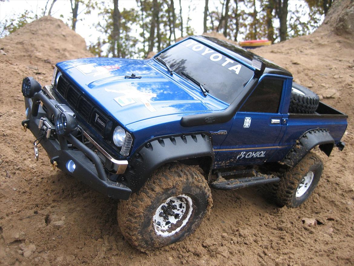 Bil Axial SCX-10 Hilux billede 1