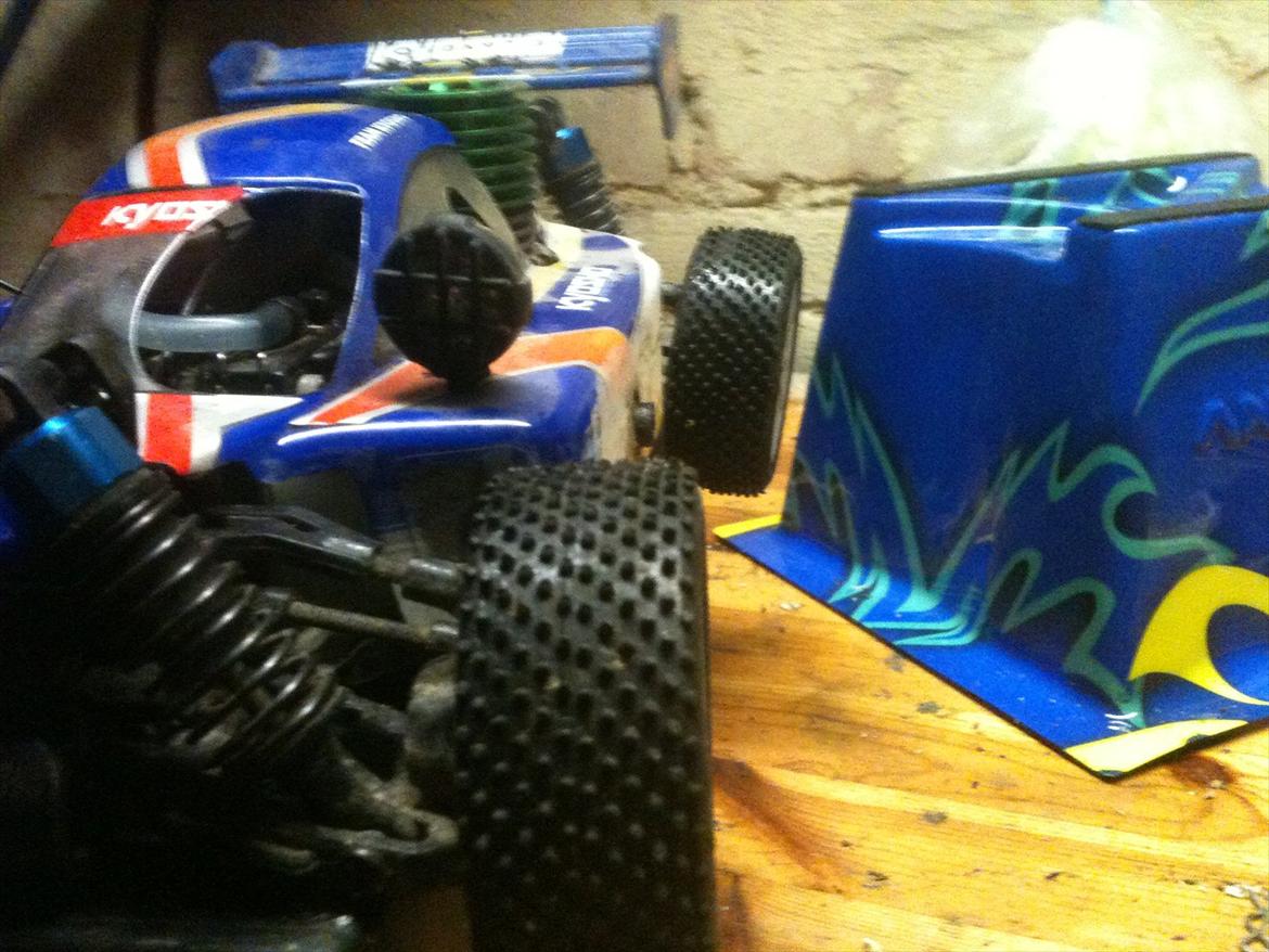 Buggy kyosho mini inferno 09 billede 1