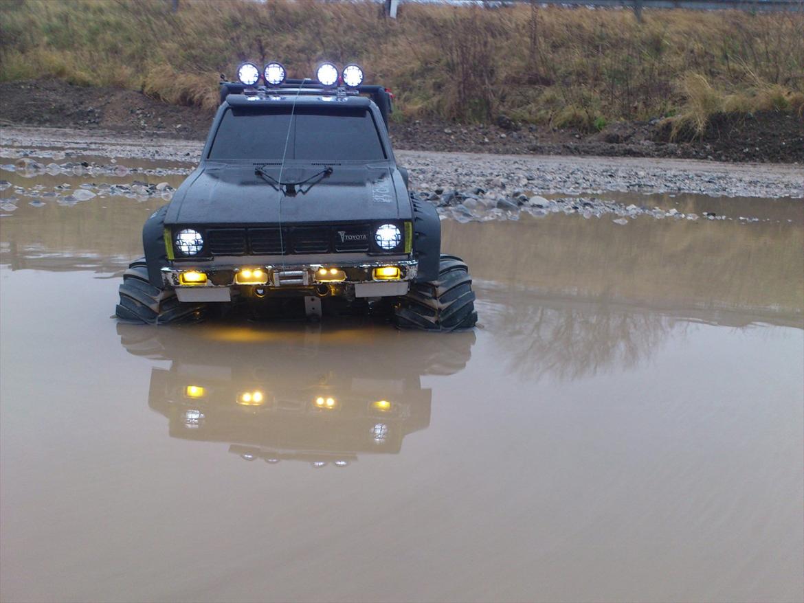 Bil Toyota Hilux (Scx10) billede 10