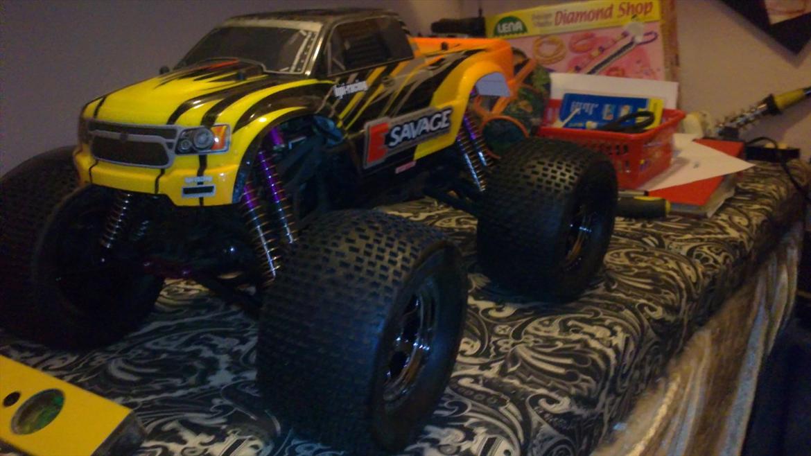 Off-Roader hpi e-savage dual action billede 1
