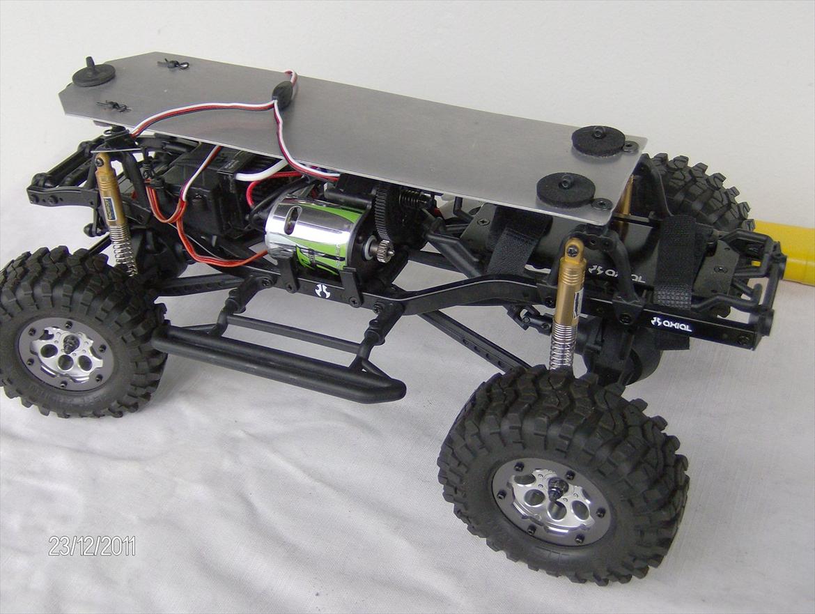 Off-Roader Axial SCX-10 hilux / dingo RTR billede 6