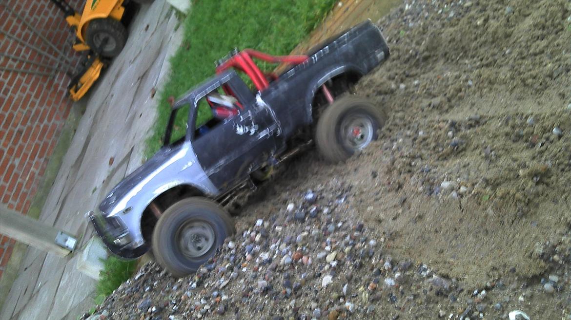 Off-Roader Tamiya Toyota Hilux Junkyard dog  billede 1