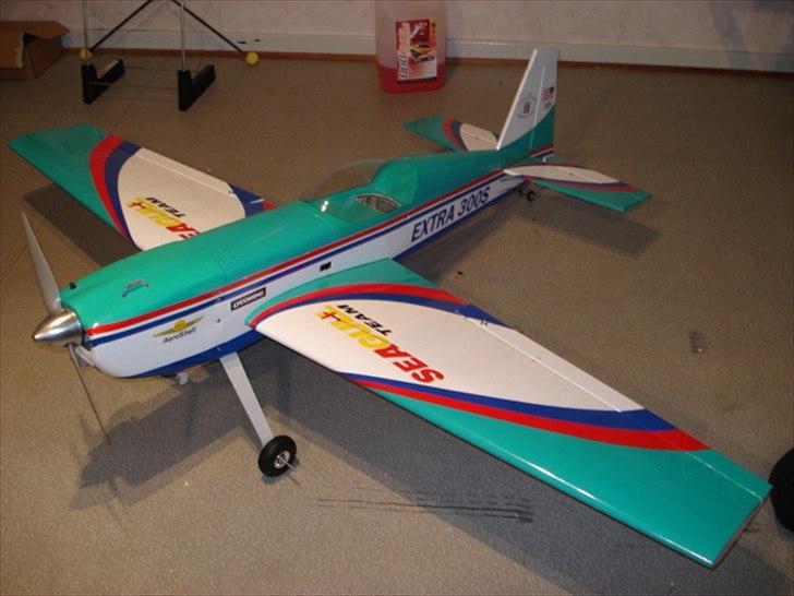 Fly Seagull Extra 300S (smadret) billede 1