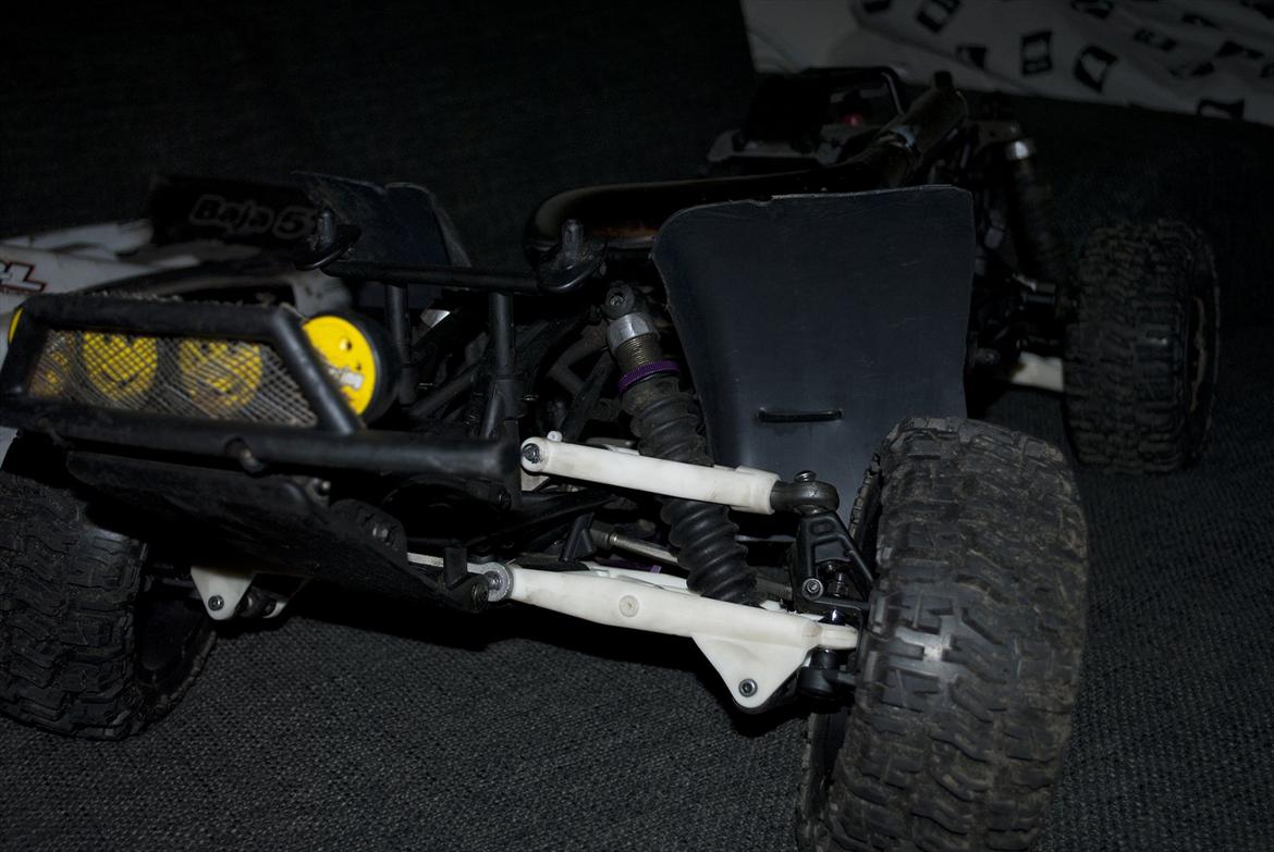 Buggy Hpi Baja 5T. (SOLGT) - Nye arme hele vejen rund billede 3