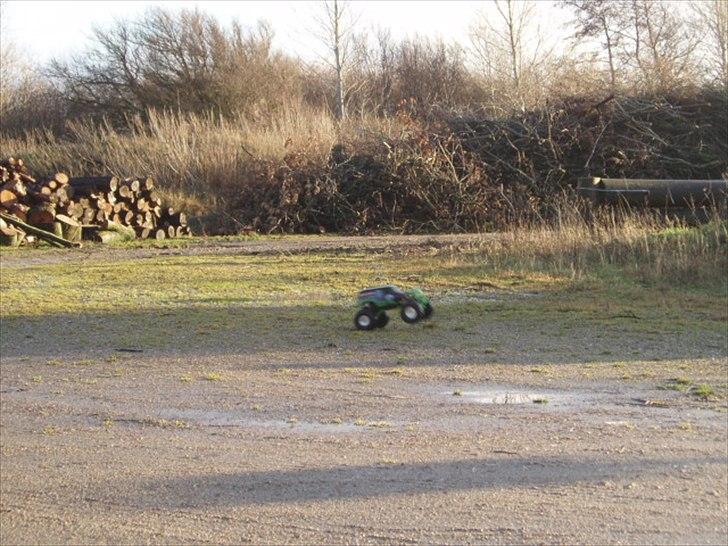 Off-Roader Traxxas Monster jam (Grave Digger) billede 7