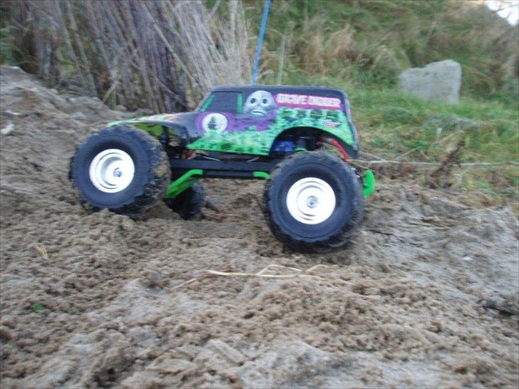 Off-Roader Traxxas Monster jam (Grave Digger) billede 16