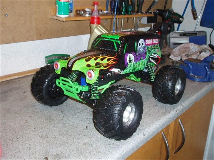 Off-Roader Traxxas Monster jam (Grave Digger) billede 17