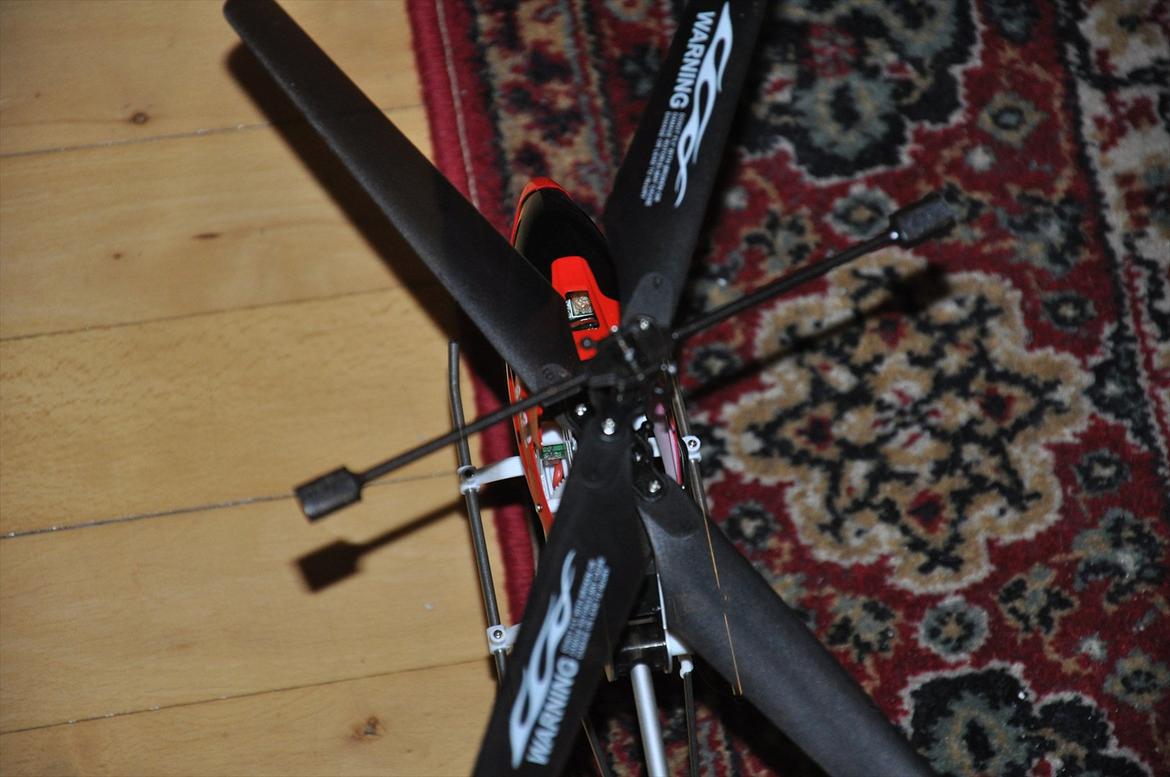 Helikopter Pure Racing S032 billede 8