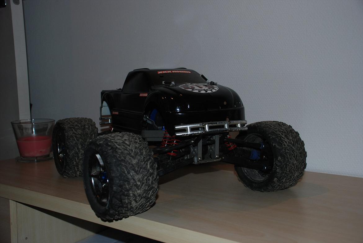 Truck Traxxas E-maxx billede 2
