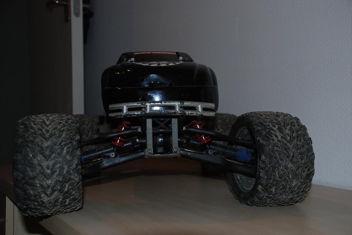 Truck Traxxas E-maxx billede 3