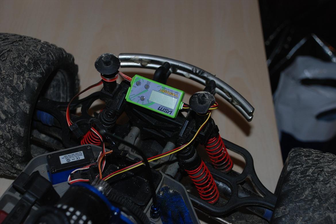 Truck Traxxas E-maxx - dette er noget fartmåler noget... billede 7