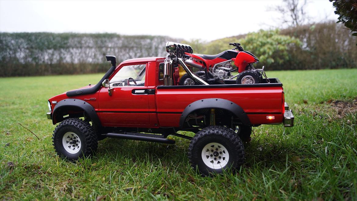 Bil Axial SCX-10 Babe's Hilux truck  billede 4