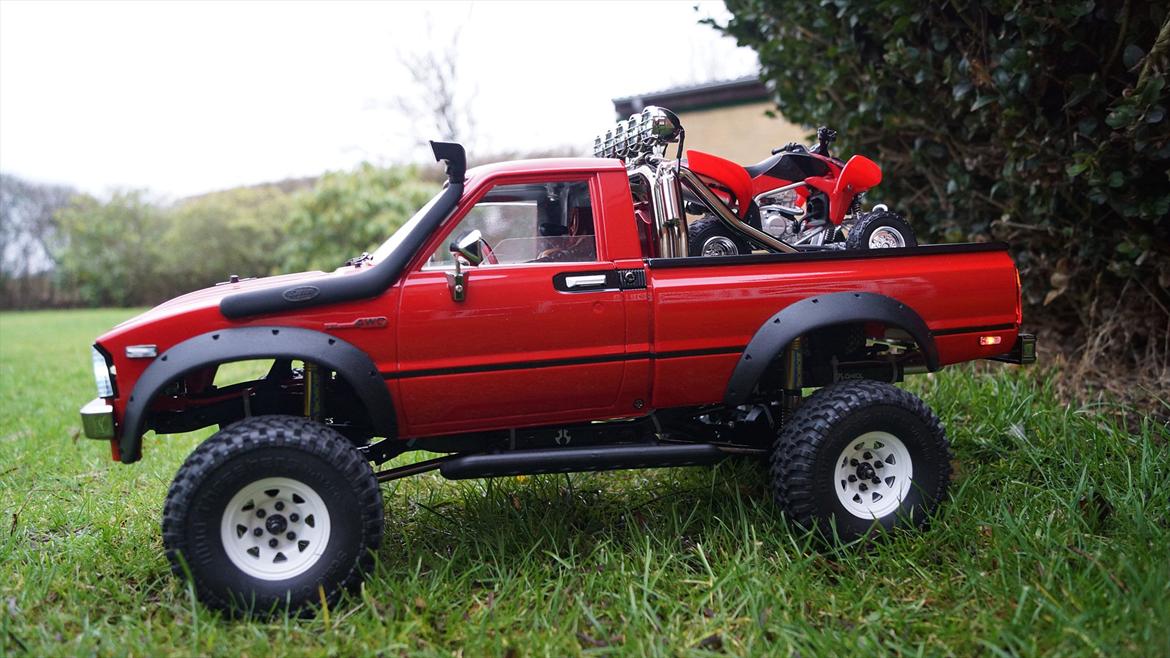 Bil Axial SCX-10 Babe's Hilux truck  billede 7