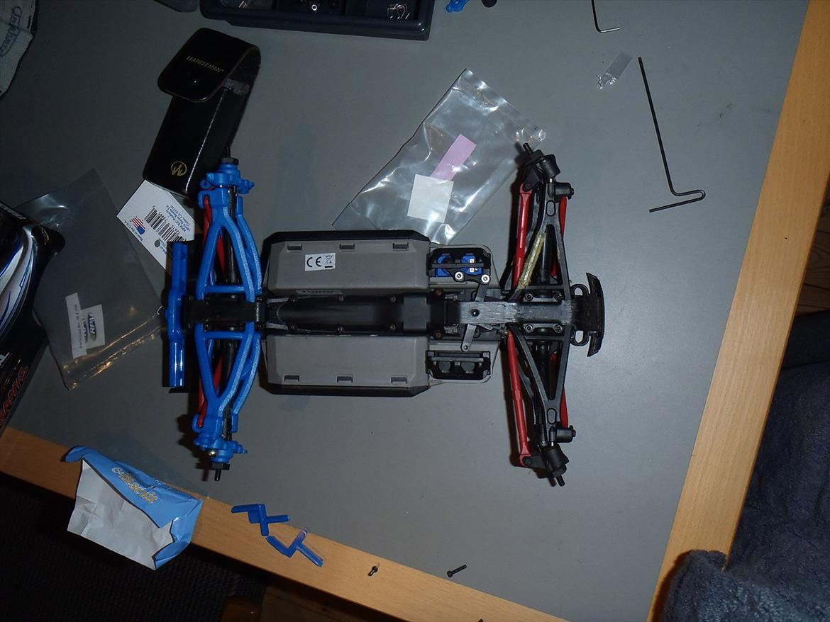 Off-Roader Traxxas E-Revo VXL 1:16 billede 16